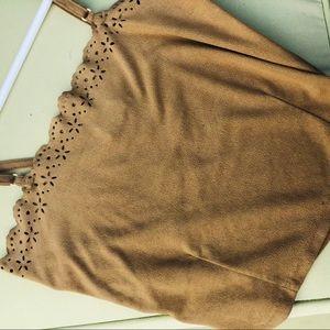 Cutie Suede Crop top 🥥